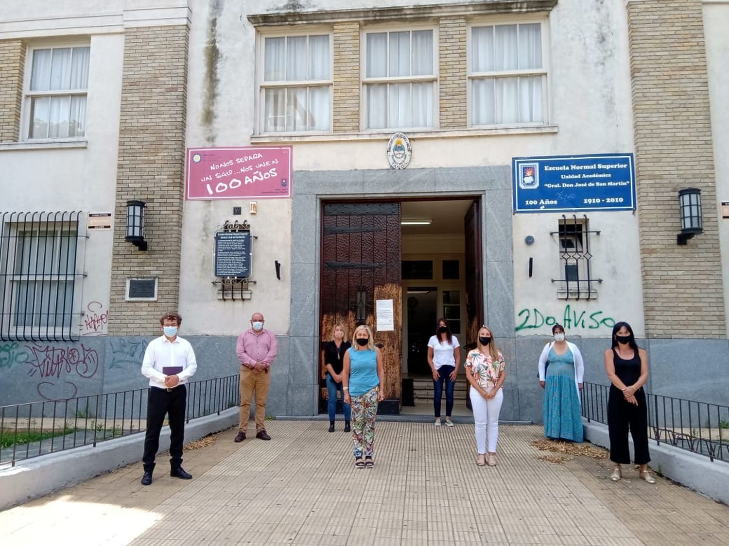 Funcionarios de la Región Sanitaria VIII recorrieron escuelas que podrían ser sede para la vacunación masiva