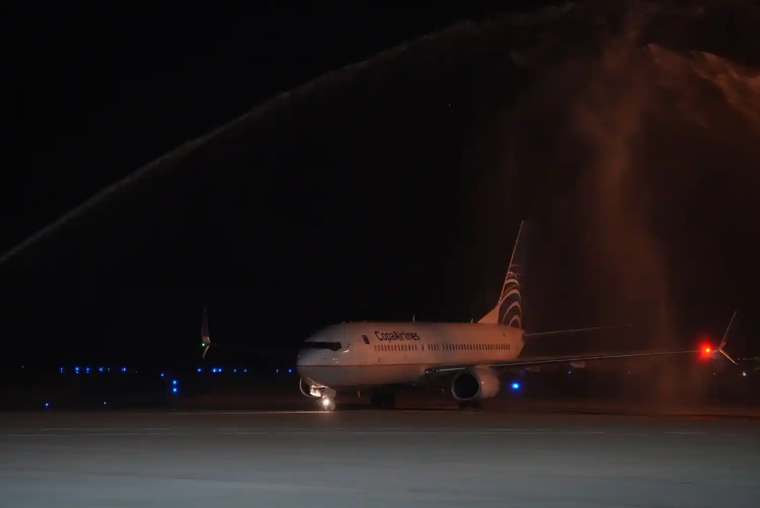 El primer vuelo internacional partió con el 96 % de ocupación rumbo a Panamá