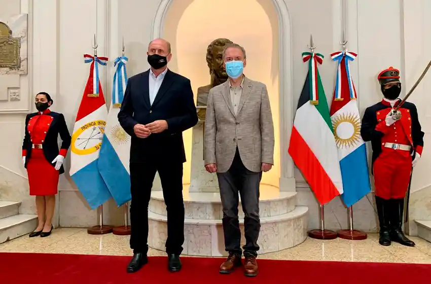 Acuerdo Santa Fe – Córdoba: Perotti firma el convenio de garantía entre Argentina y el fondo de Kuwait