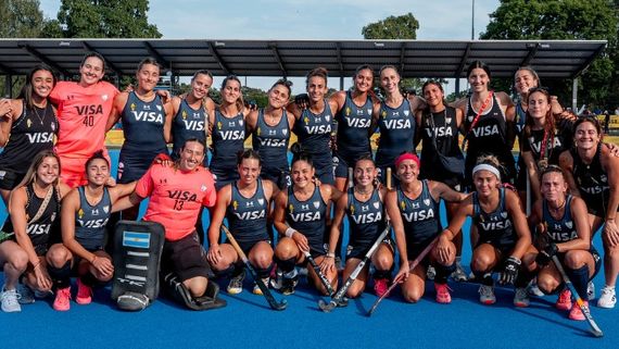 Las Leonas, ya clasificadas, se despidieron con una derrota