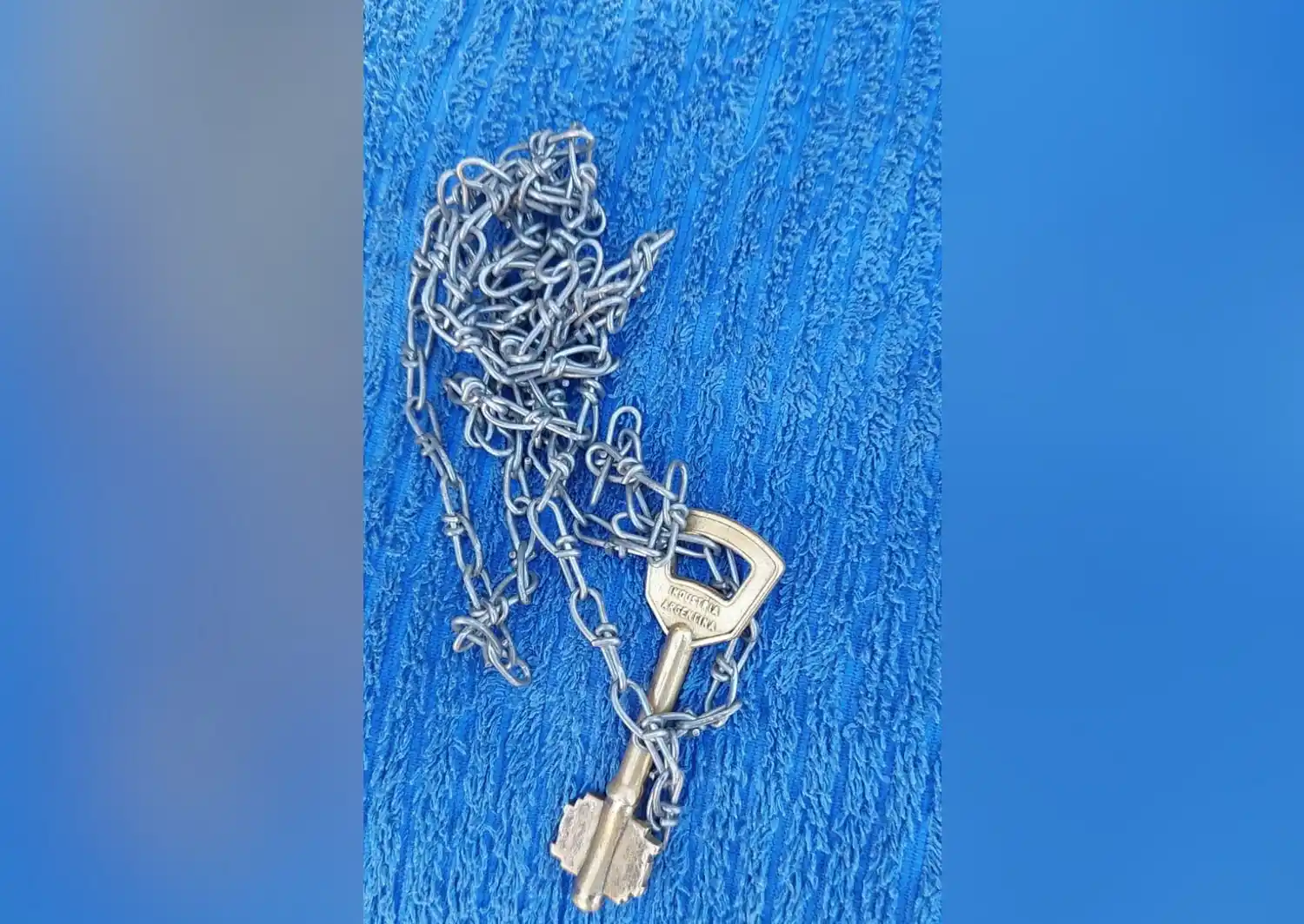 Llave encontrada en calle Litoral
