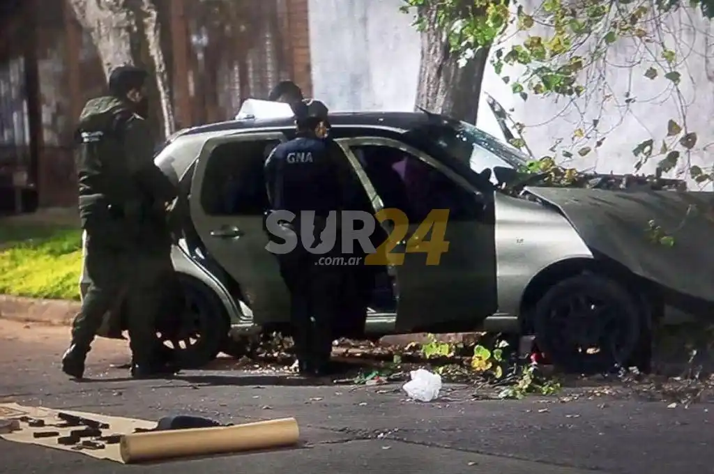 Un policía mató a un delincuente e hirió a otro cuando intentaron robarle