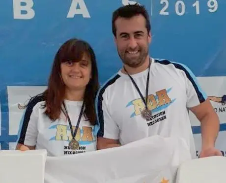 Nadadores en el Argentino para categorías master