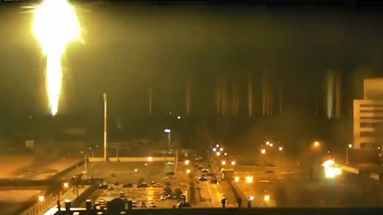 El incendio en la central nuclear ucraniana de Zaporiyia generó preocupación en el mundo.