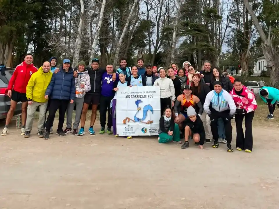 Los Correcaminos tuvieron buenas actuaciones en la carrera de la Escuela N°12