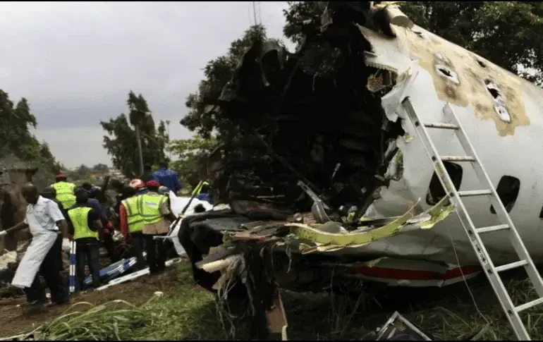 Tragedia en Nigeria: se estrelló un avión militar con 32 personas a bordo