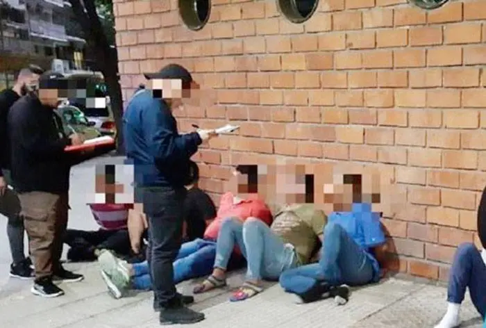 Cómo fueron  los primeros arrestos por violar la cuarentena