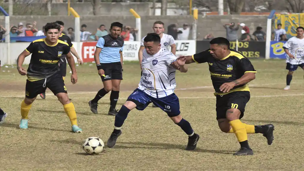 El "quintero" y el "pingüino" quedaron a mano