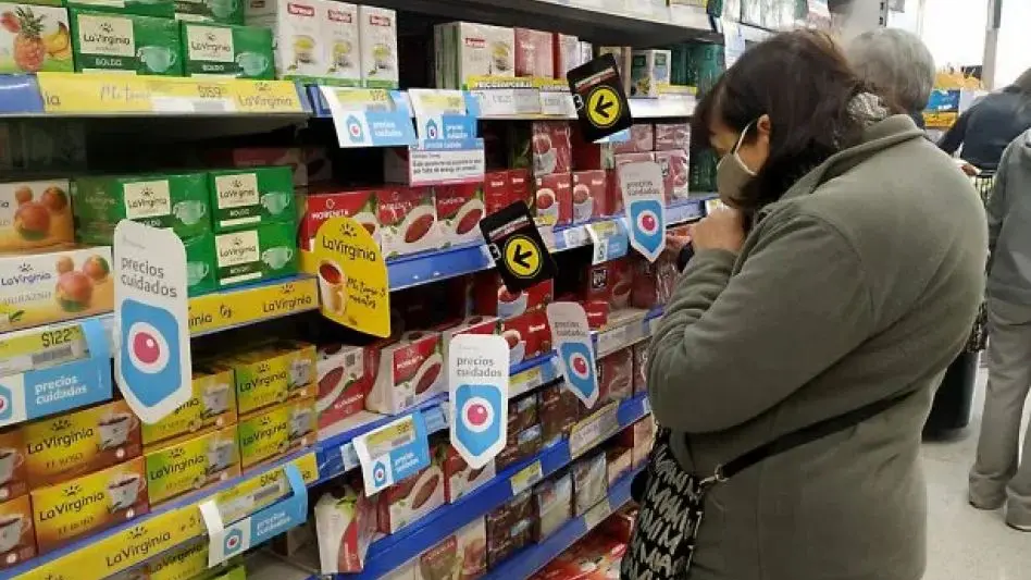 "Las paritarias vienen corriendo muy de atrás con la inflación"