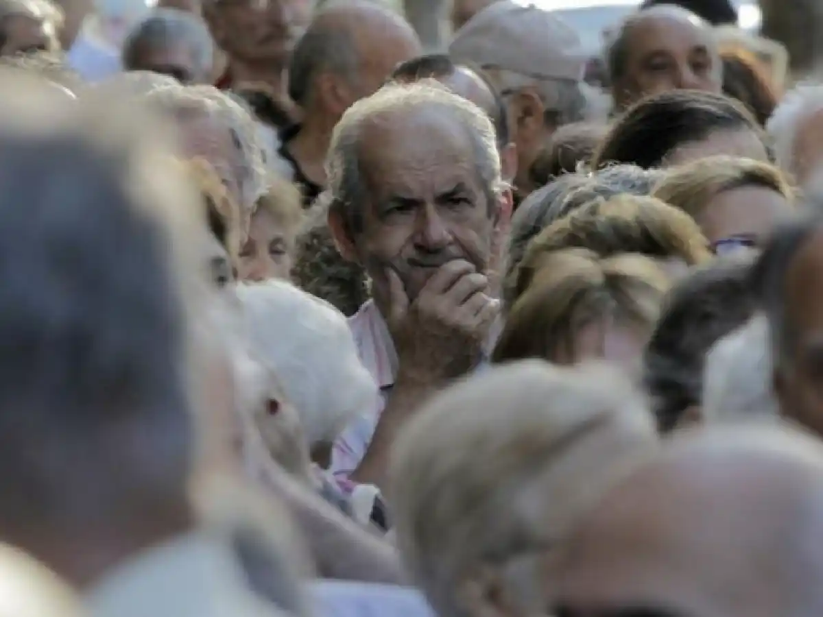 Oficializan el pago el pago del refuerzo a las jubilaciones y pensiones
