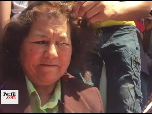 Rapan y humillan a maestros “traidores” en México