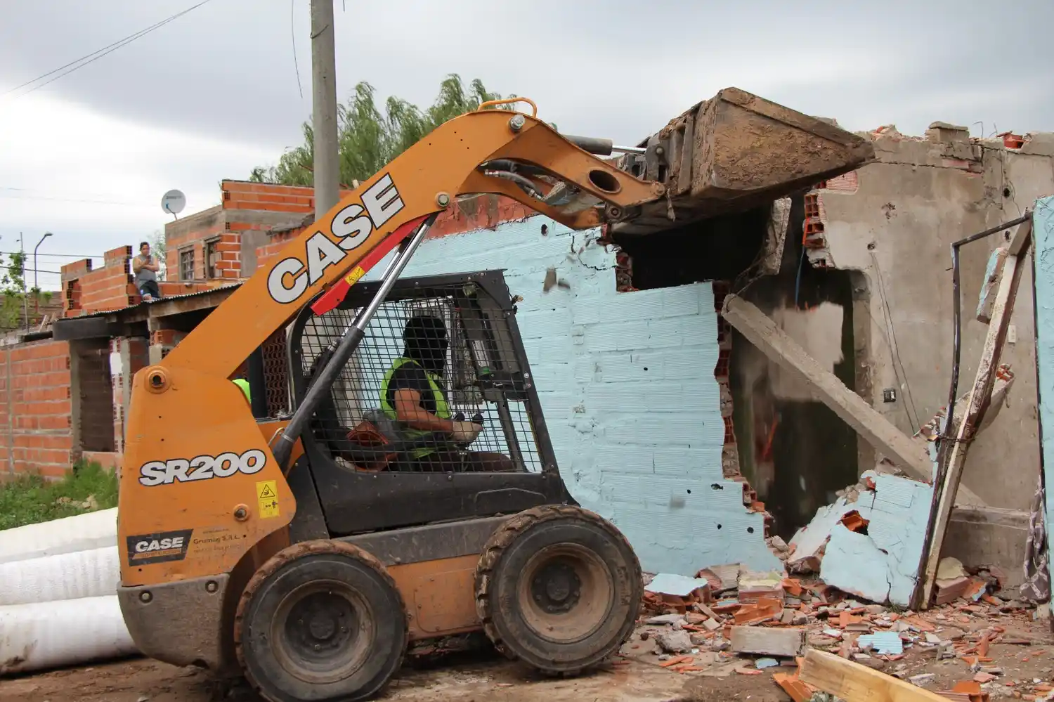 Derribaron por primera vez un búnker de drogas en Villa Gobernador Gálvez.