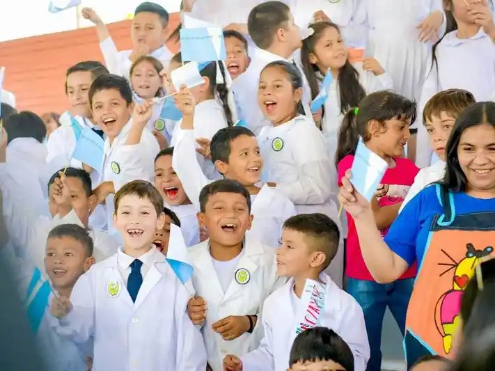 “El vínculo entre escuela y comunidad es imprescindible”