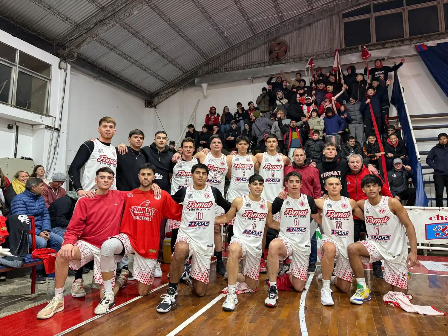 Atlético Firmat - 8