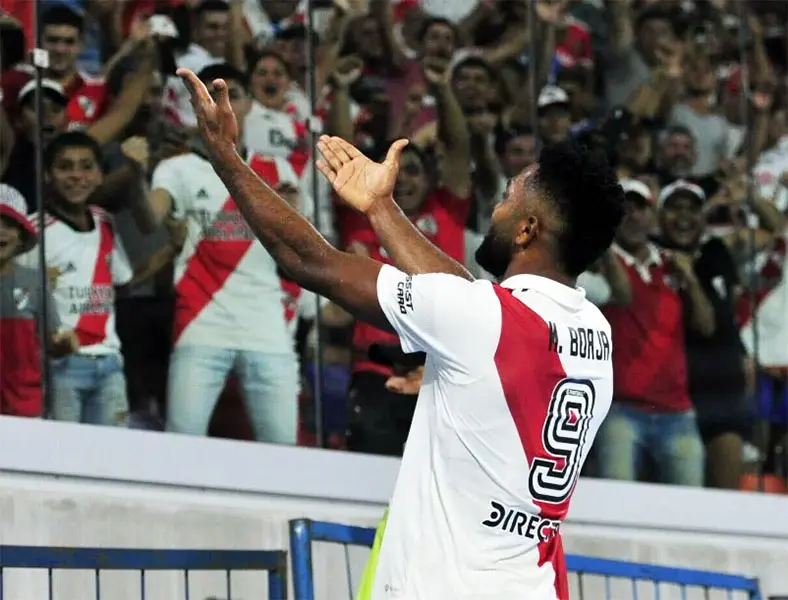 River goleó y se metió en 16avos de la Copa Argentina