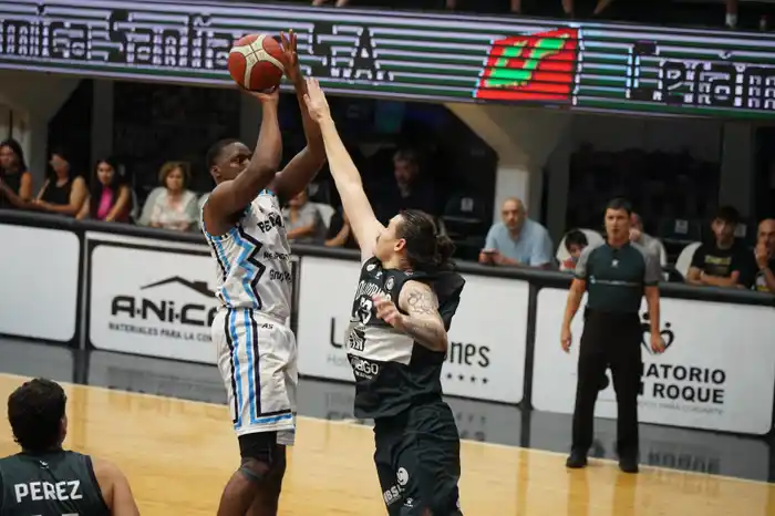 Ciclista Olímpico vs. Peñarol - Liga Nacional 2025 - 4