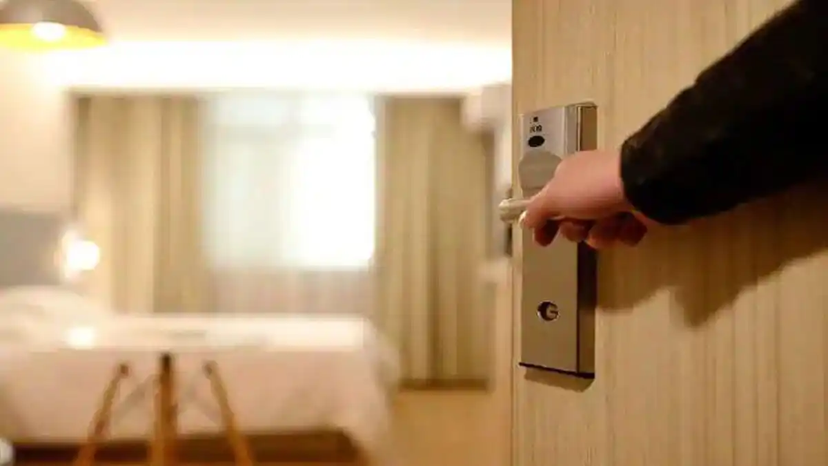 ¡EL COLMO! Estafador logra permanecer 603 noches gratis en un hotel de India