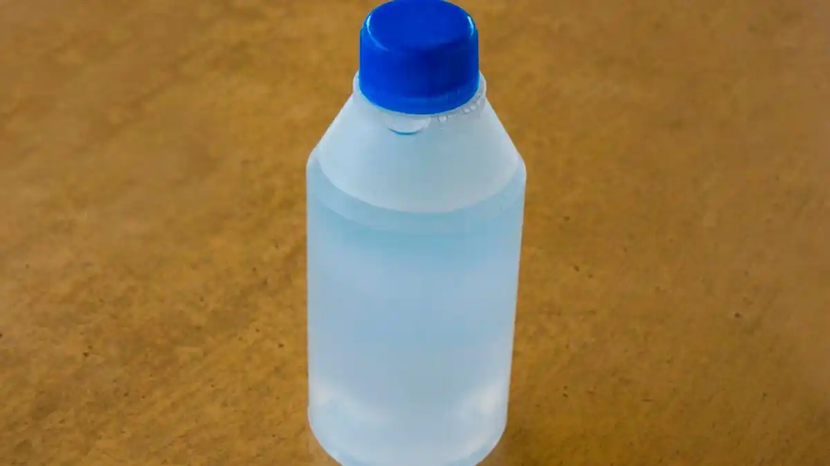 Pandemia Covid-19:  La ANMAT prohibió un alcohol etílico