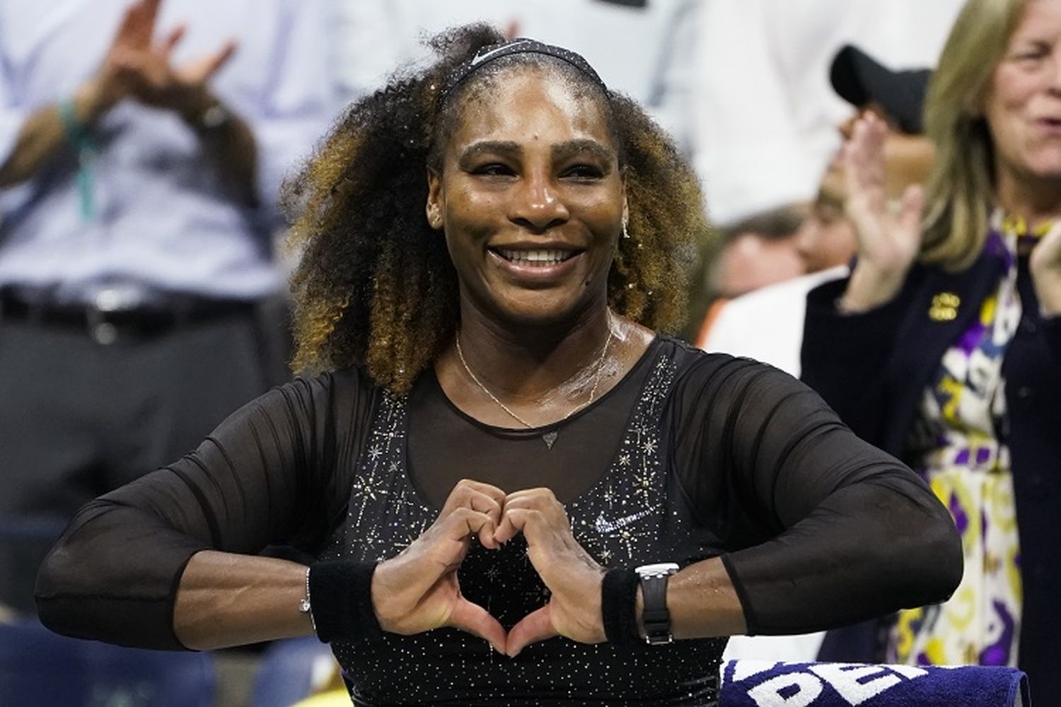 Ante una gran ovación en el Us Open, Serena Williams le dijo adiós al tenis profesional