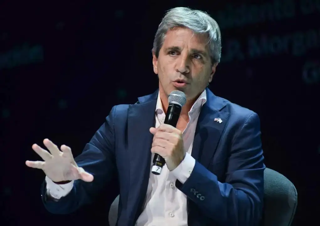 El ministro de Economía, Luis Caputo