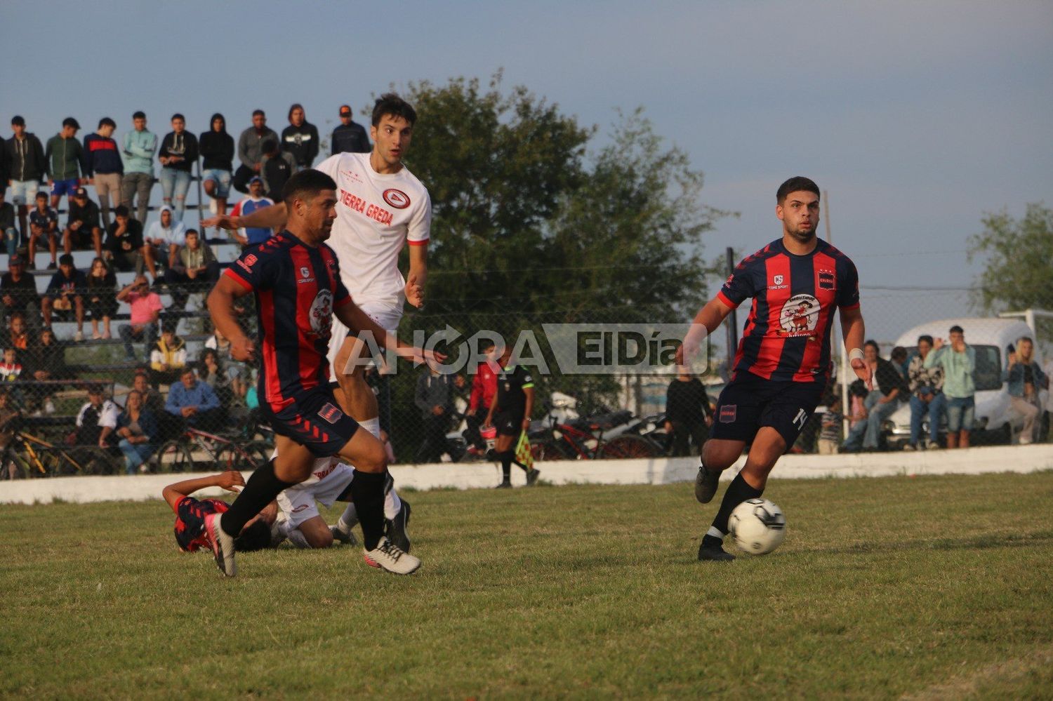 Fútbol Departamental: Dos equipos ganaron este domingo y se subieron a lo más alto del campeonato