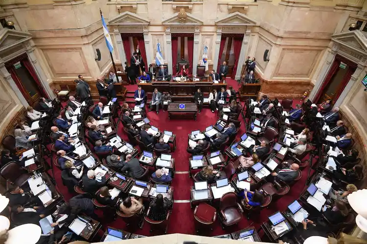 El Gobierno nacional logró aprobar en general el Presupuesto 2026 con amplio margen