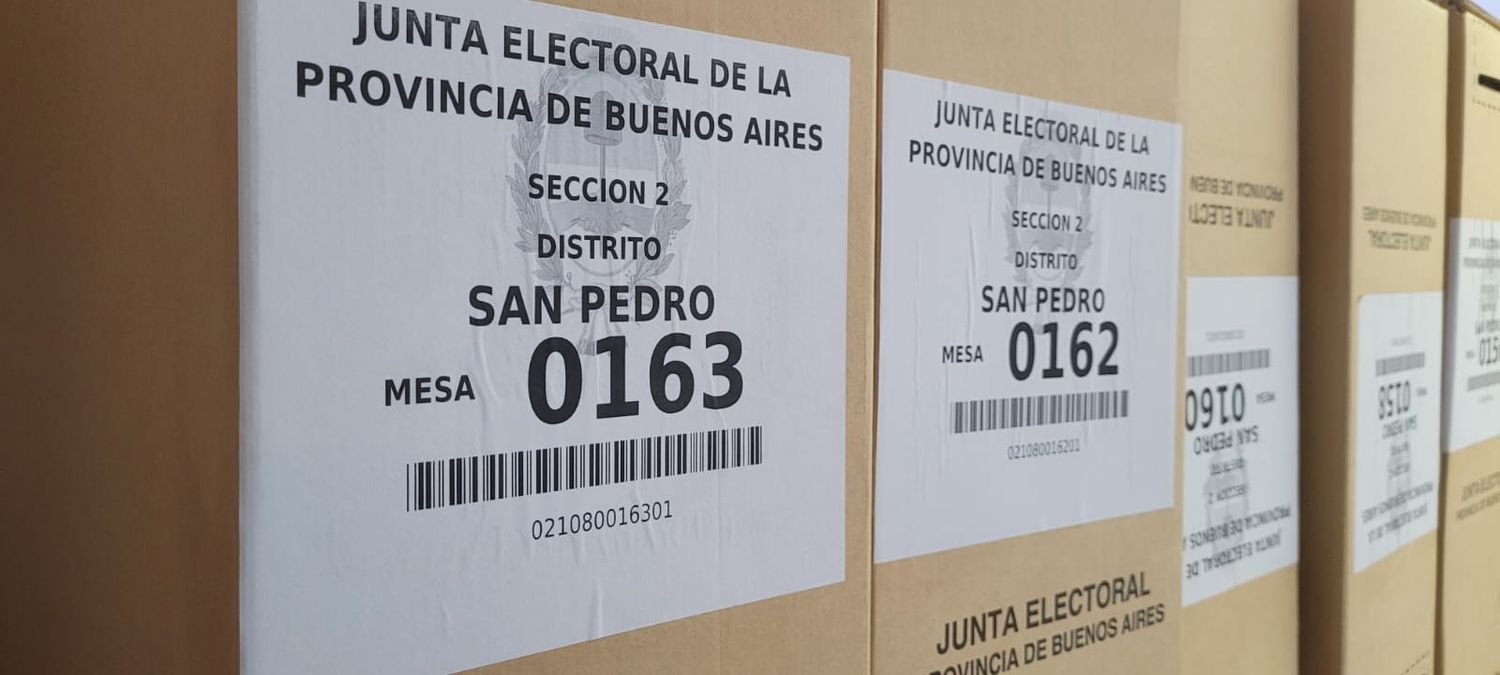 Las urnas están siendo distribuidas en los 135 distritos bonaerenses y alojadas en las sedes del Correo Argentino.