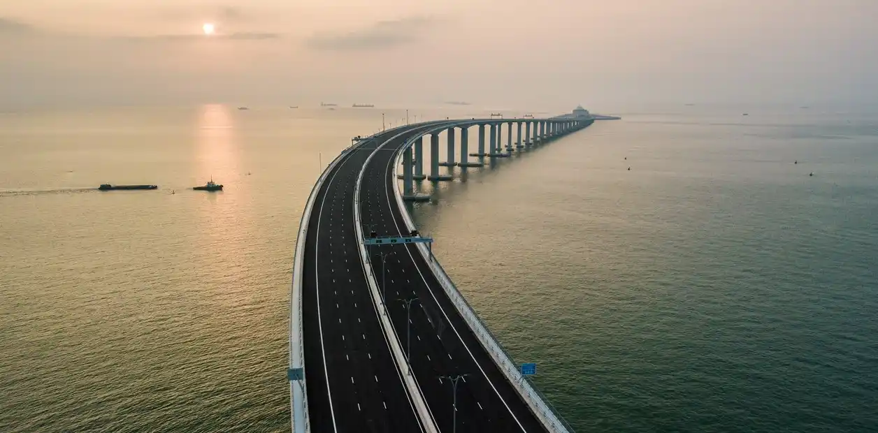 Así es el mayor puente marítimo del mundo