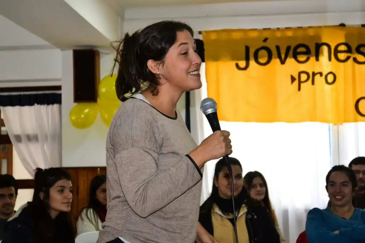 Barbieri encabezó el encuentro de Jóvenes Pro en Tandil: "Trabajamos para la gente"