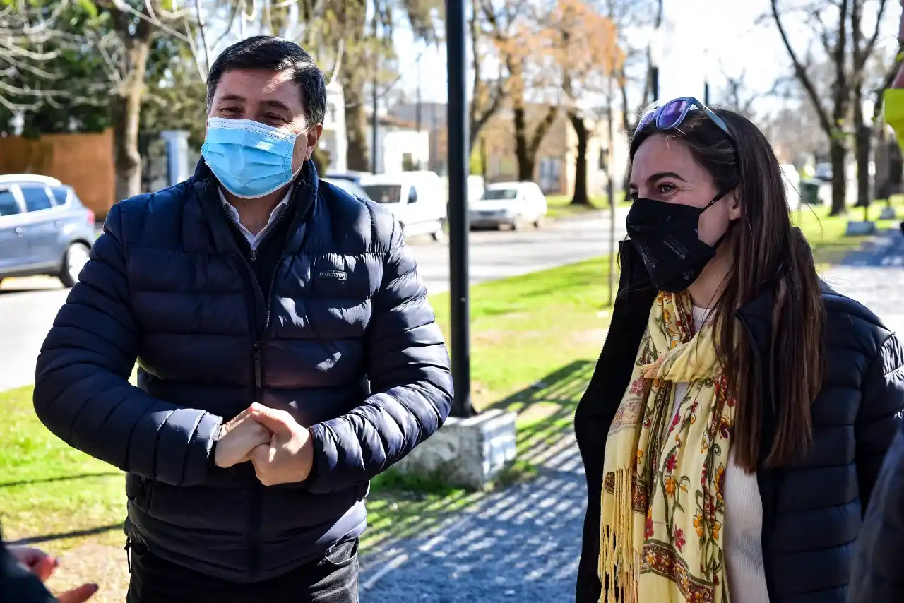 Daniel Arroyo y Marcela Passo visitaron Chascomús y se reunieron con emprendedores y artesanos locales