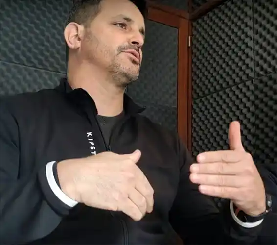 “Hay pocos lugares para nadadores hipoacúsicos”