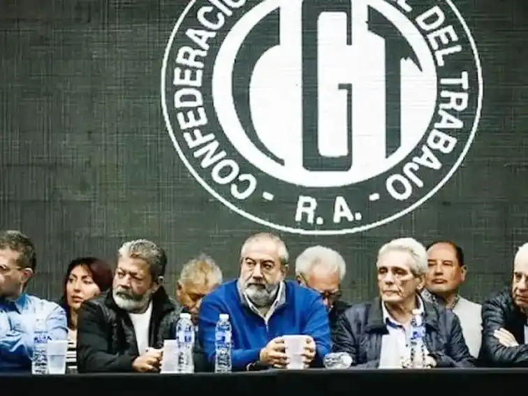 La reforma laboral vuelve al congreso y la CGT denuncia un DNU 70 ‘‘recargado’’