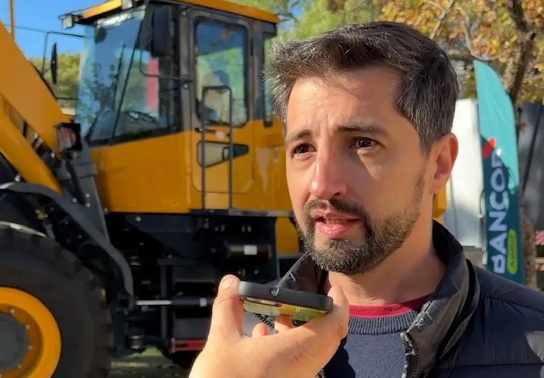 “Las ciudades que crecen son las que acompañan a quienes trabajan y producen" sostuvo Senn en declaraciones a los medios presentes en la Muestra