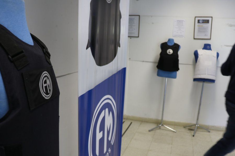 La provincia implementa un nuevo sistema de gestión de chalecos balísticos