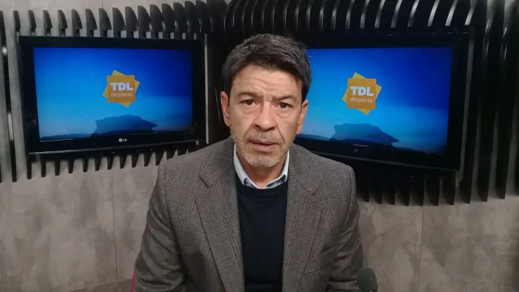 Gabriel Bayerque en el desayuno de Tandil Despierta