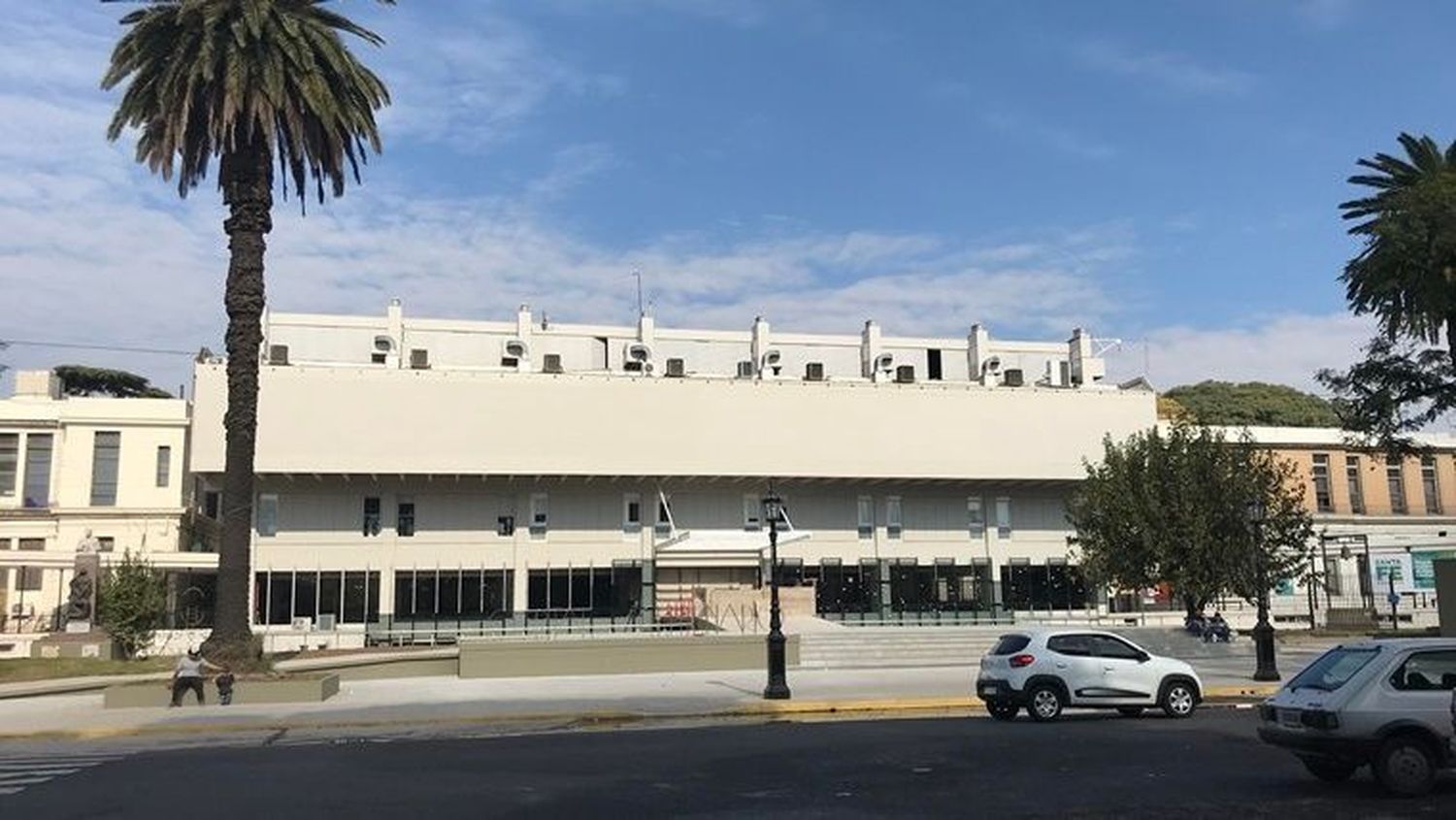 Salud abrió un sumario por la muerte de un hombre en el Centenario