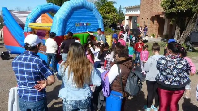 Festejo del día del niño en Galarza