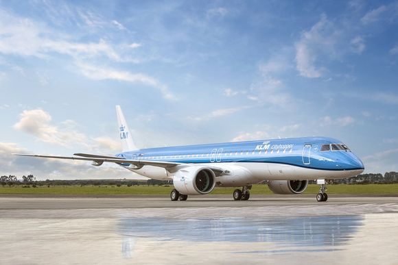 KLM Cityhopper recibió su primer Embraer E195-E2