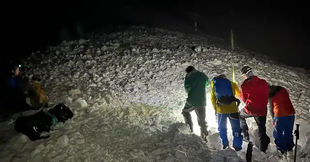 Avalancha en el Cerro López de Bariloche: hallaron con vida al hombre que estaba desaparecido