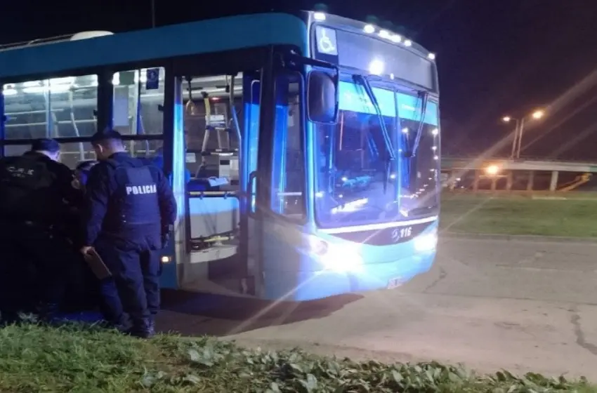 Intento de ataque contra un colectivo en zona sudoeste: “El arma quedó trabada”