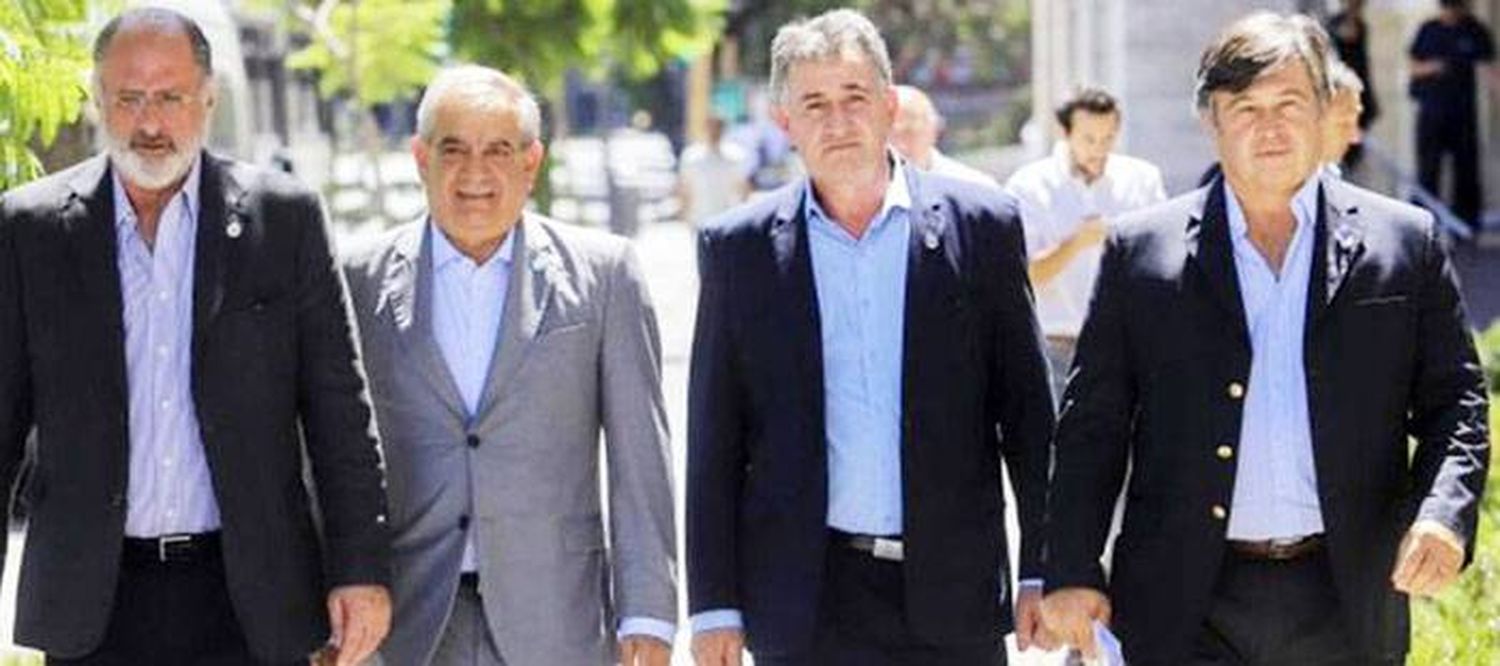 La Mesa de Enlace ante el  coronavirus: �SEstamos a  disposición⬝