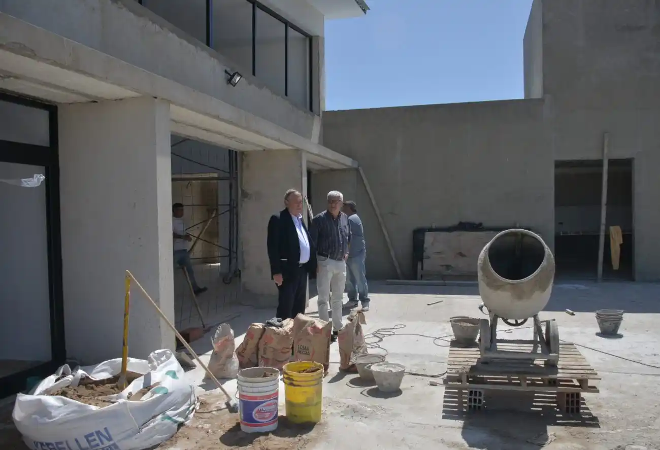 Lunghi recorrió Espacio Nido y estimó la inauguración para marzo
