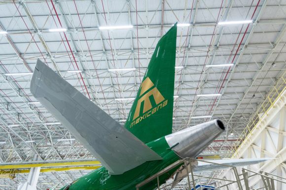 Embraer Reveals First Image of E195-E2 for Mexicana de Aviación