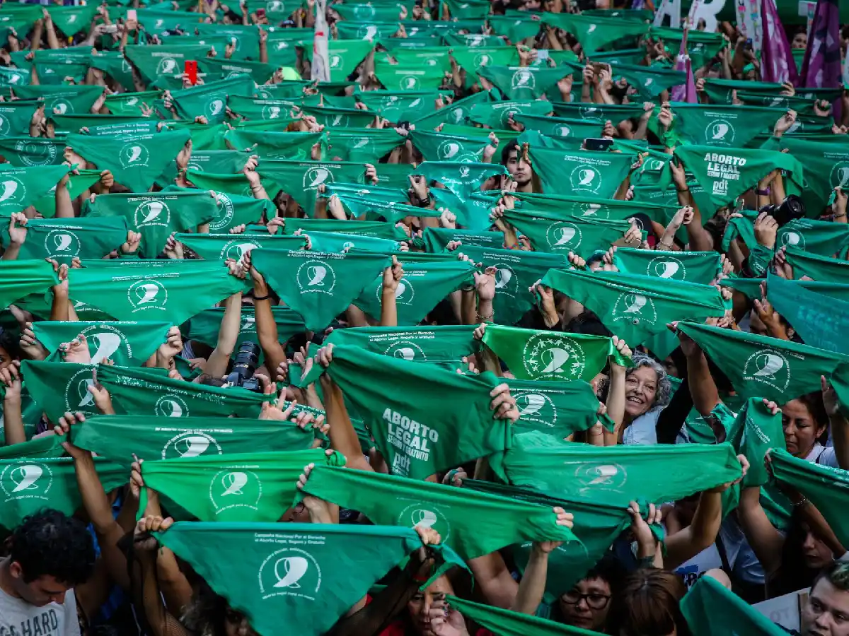 El proyecto del nuevo Código Penal incorpora "las lesiones a la persona por nacer" y plantea pocos cambios en el aborto no punible