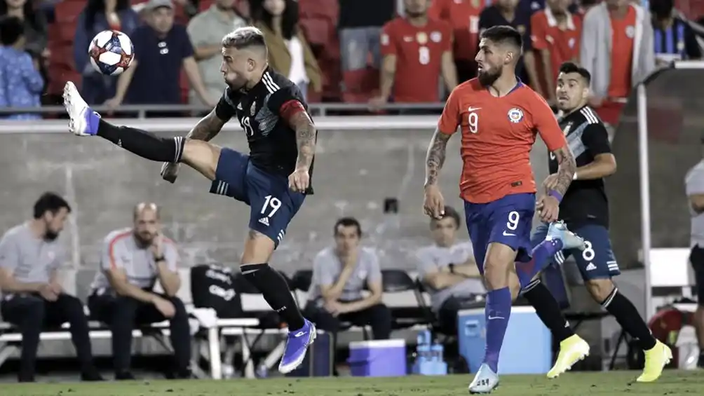 Argentina empató sin goles con Chile