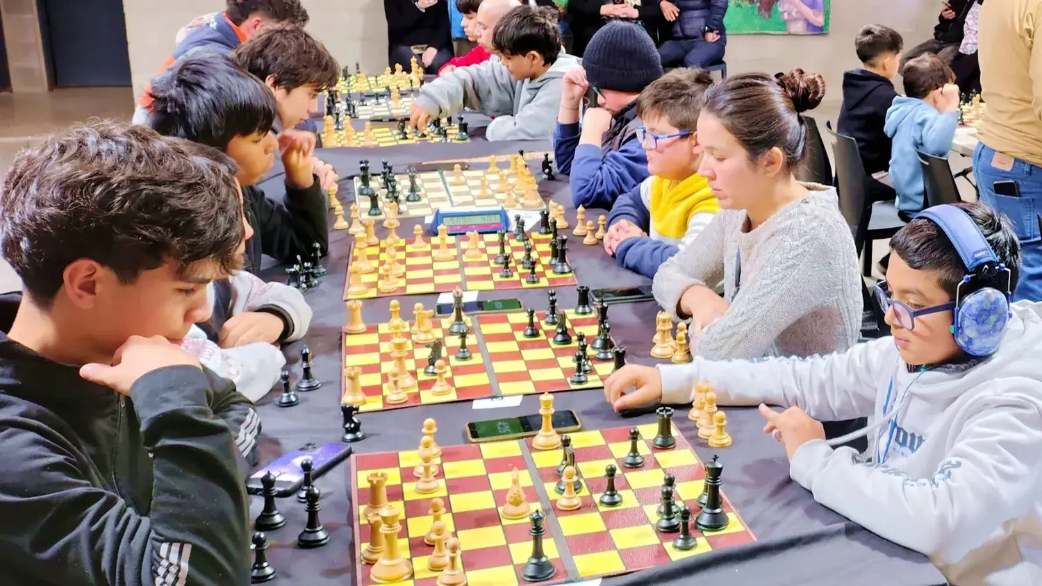 Las clases se dictarán en el Microestadio Municipal.
