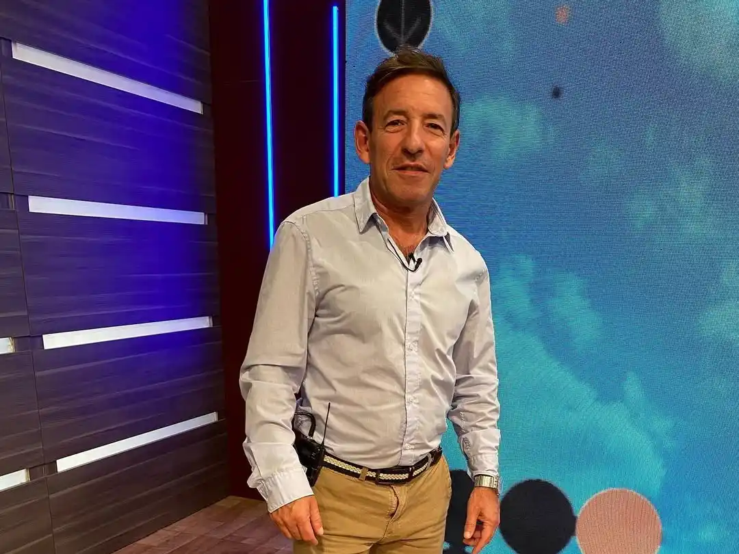 José Merlos explicó los motivos detrás de las crecidas del mar