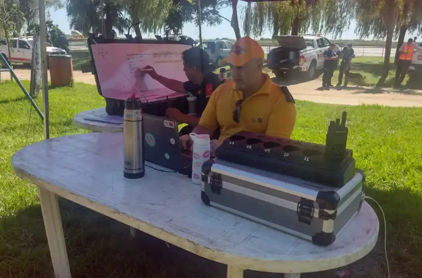 Sigue la búsqueda de los jóvenes desaparecidos en el Río Paraná