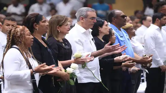 DESGARRADOR: el sentido  homenaje a las víctimas de la discoteca JET SET