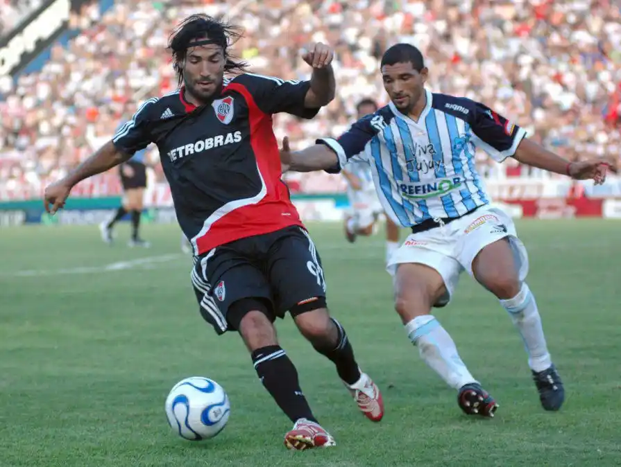 El Tecla” Farías fue denunciado por violencia de género